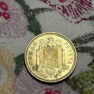 🪙 1966 Spain Una Peseta Coin — Francisco Franco — Circulated - ONE PER $7